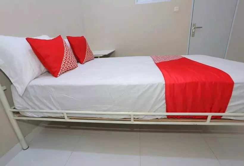 ホテル Oyo 93356 Pondok Cirendeu