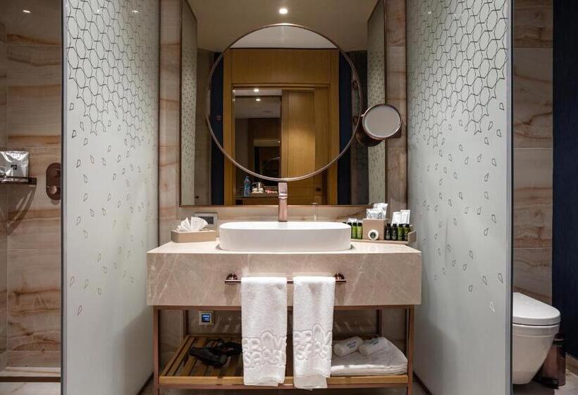 Karavansaray Turkistan Family Hotel   Flying Theatre Access