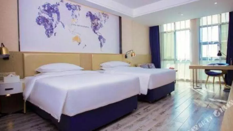 Kyriad Marvelous Hotel Xiangyin Bus Station