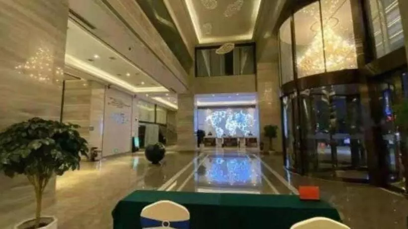 Kyriad Marvelous Hotel Xiangyin Bus Station