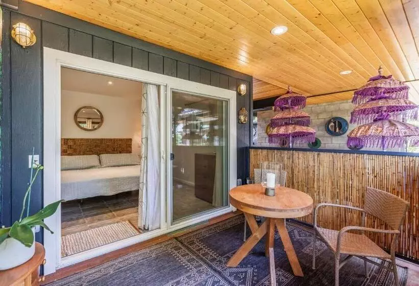ペンション King Room Mangolani Inn
