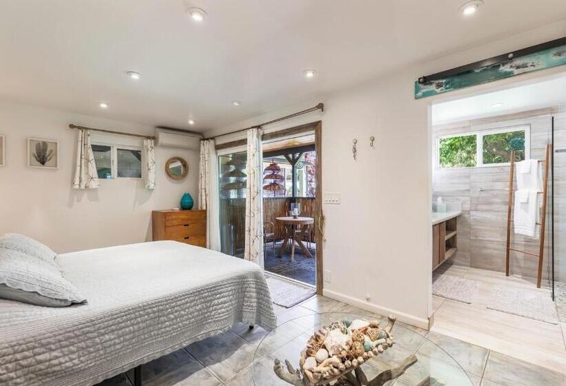 پانسیون King Room Mangolani Inn