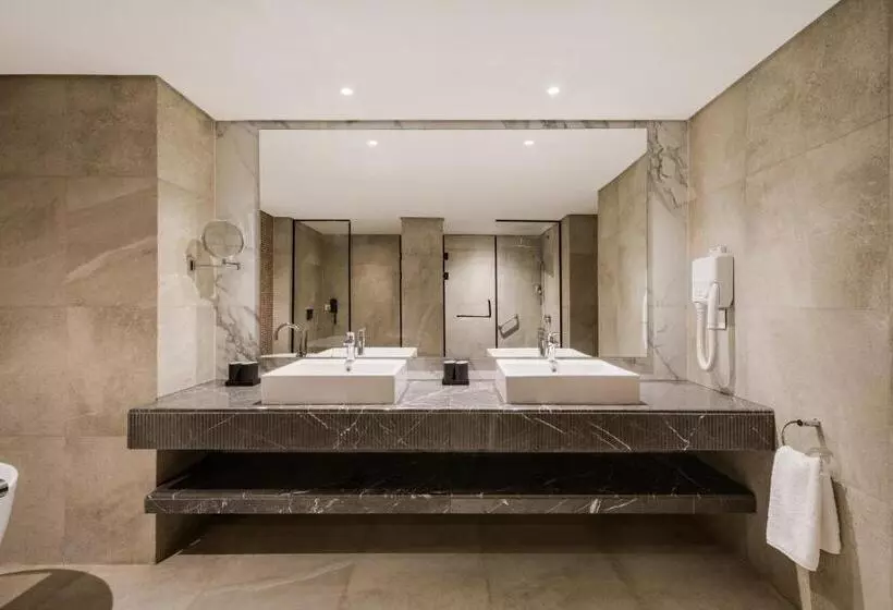 The G Hotel Einbay