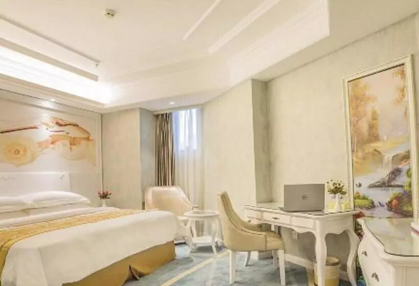 Vienna Hotel Guiyang Jiaxiulou Jichang Road