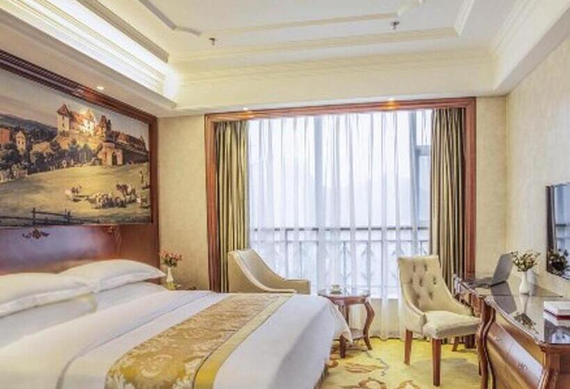 Vienna Hotel Guiyang Jiaxiulou Jichang Road
