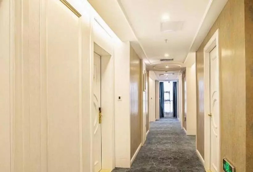 Vienna Hotel Guiyang Jiaxiulou Jichang Road