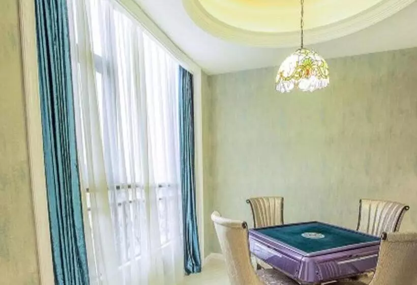 Vienna Hotel Guiyang Jiaxiulou Jichang Road