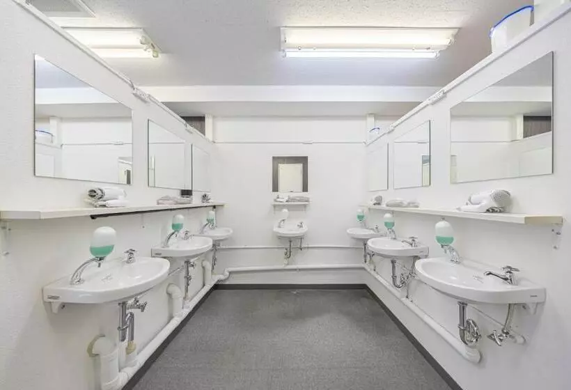 Retkeilymaja Dormitory Kinshu ドミトリー錦繍