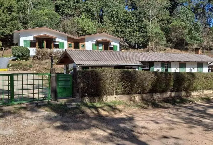 Retkeilymaja Pousada Florada Na Serra   Apto 4