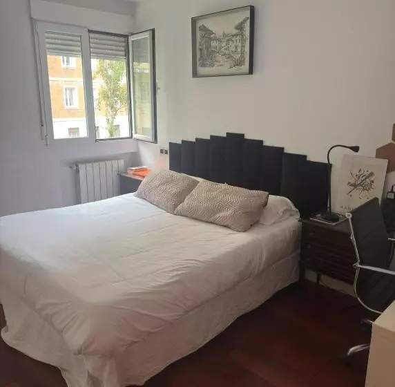 تختخواب و صبحانه Habitación Amplia Con Baño A 5 Min Retiro