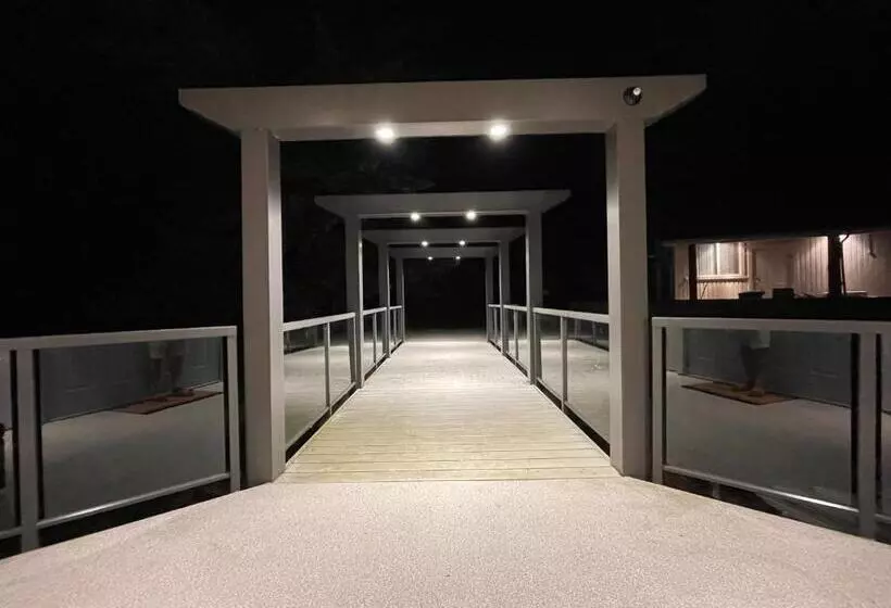 ベッドアンドブレックファースト Sahhali On The Bluffs East Room