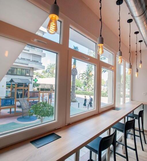 Hostel Dos Estaciones   Free Towels, Coffee & Tea, Remote Check In