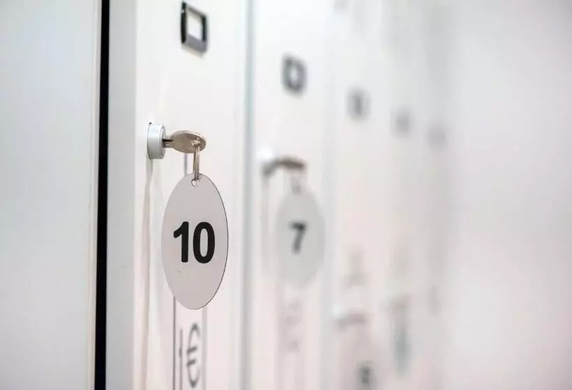 Hostel Dos Estaciones   Free Towels, Coffee & Tea, Remote Check In