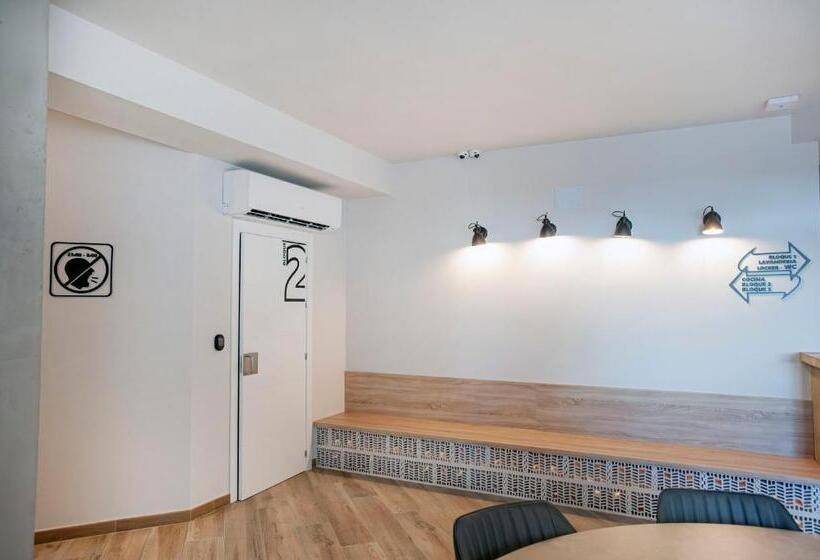 Hostel Dos Estaciones   Free Towels, Coffee & Tea, Remote Check In