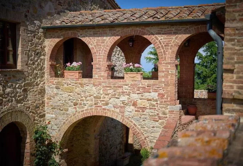 ホテル Agriturismo Le Case