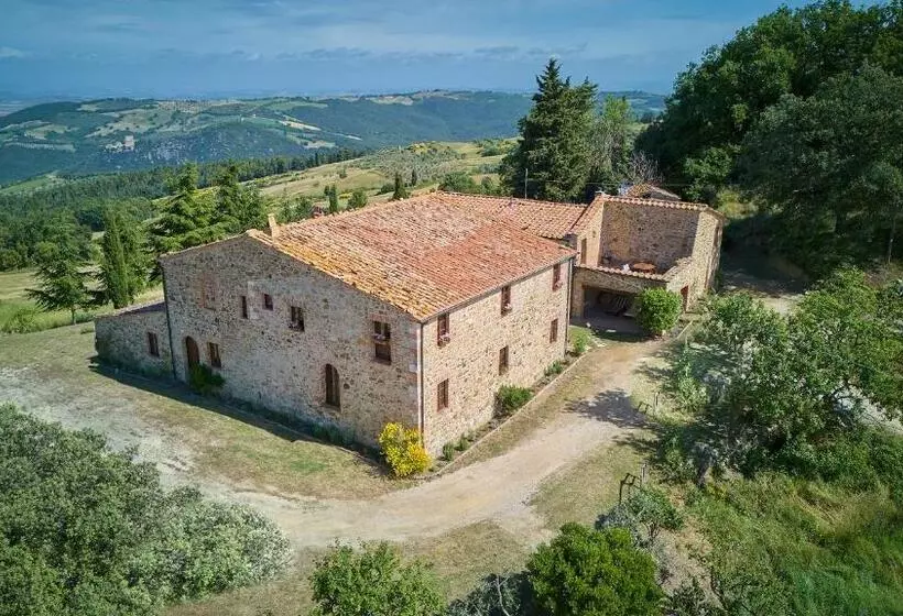 ホテル Agriturismo Le Case