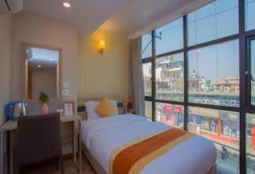 Oyo 262 Hotel Kumari