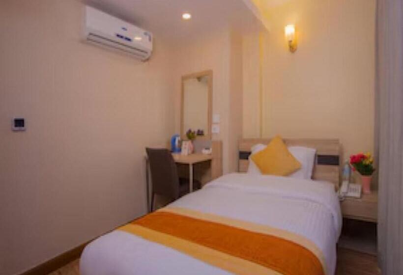 Oyo 262 Hotel Kumari