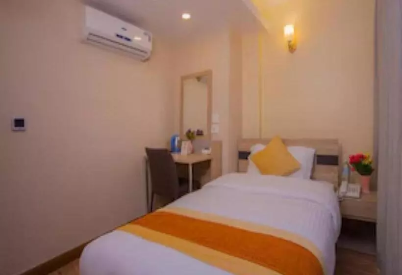 Oyo 262 Hotel Kumari