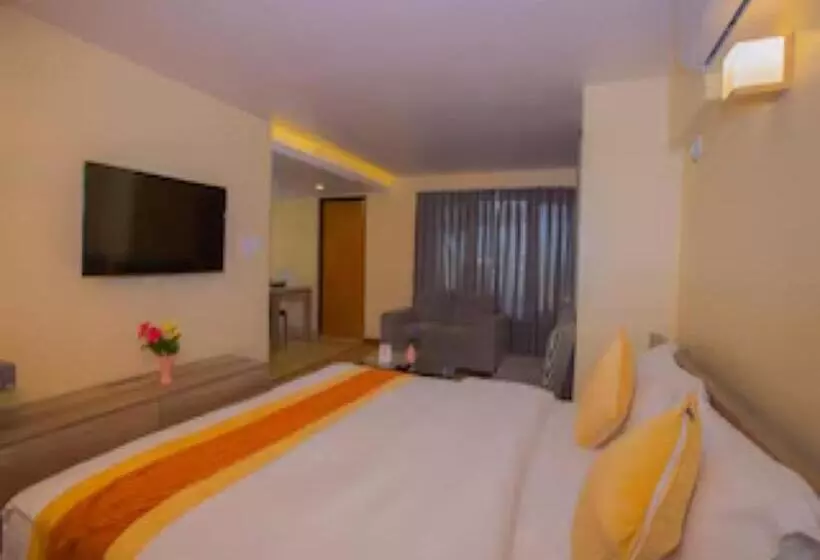 Oyo 262 Hotel Kumari