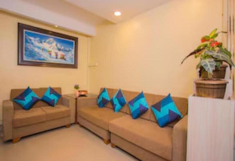 Oyo 262 Hotel Kumari