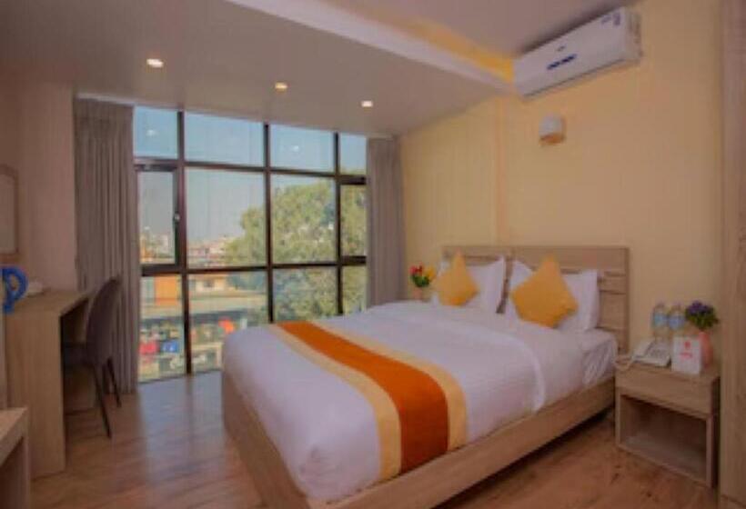 Oyo 262 Hotel Kumari