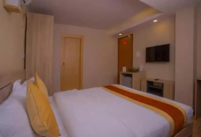 Oyo 262 Hotel Kumari