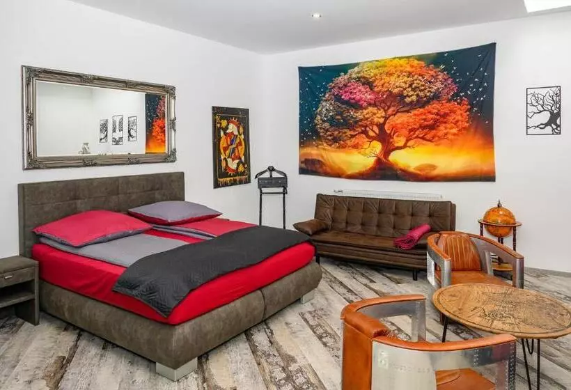 Majatalo Plaza Cafe & Bar