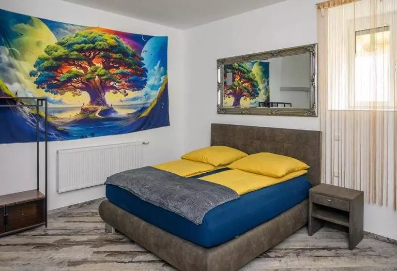 Majatalo Plaza Cafe & Bar