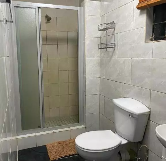 Majatalo Sisonke Guest House