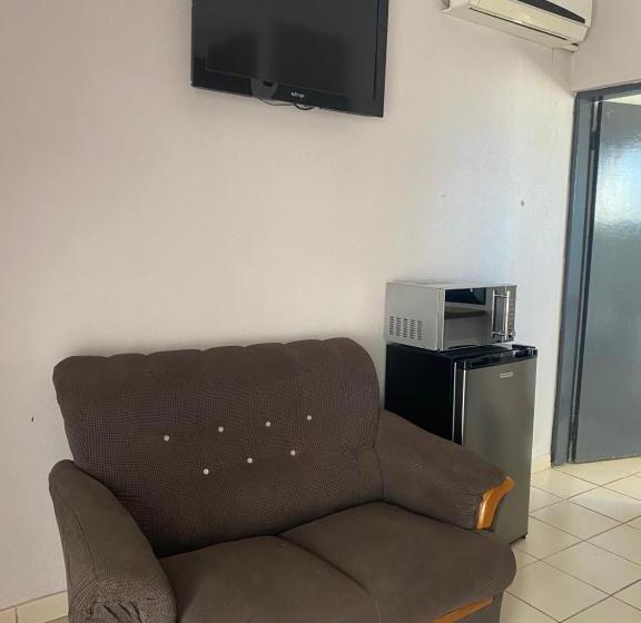 פנסיון Sisonke Guest House