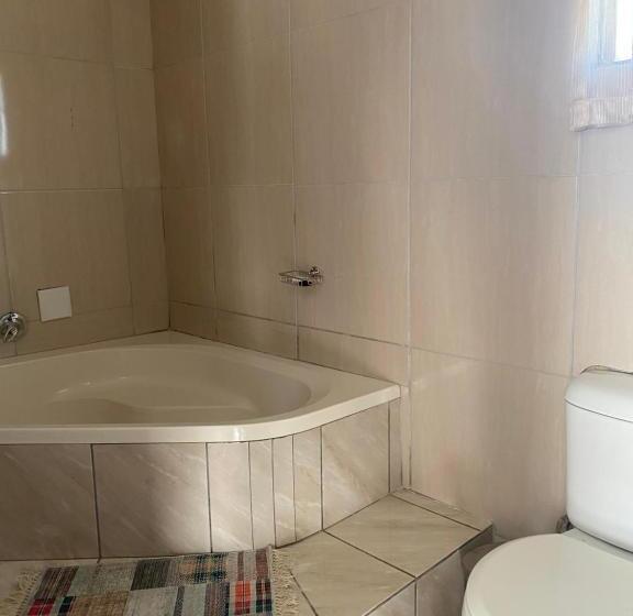 פנסיון Sisonke Guest House