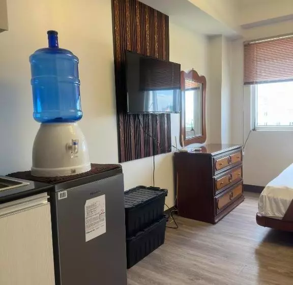 Jojies Crib Symfoni Tower 2 Bossa Guadalupe