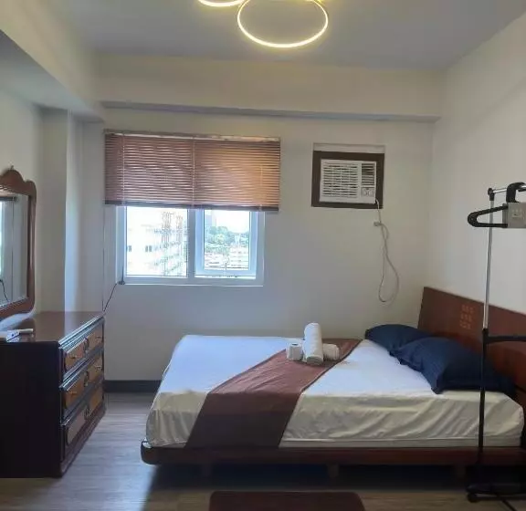 Jojies Crib Symfoni Tower 2 Bossa Guadalupe