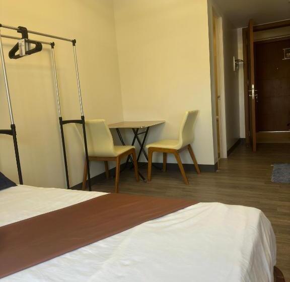 Jojies Crib Symfoni Tower 2 Bossa Guadalupe