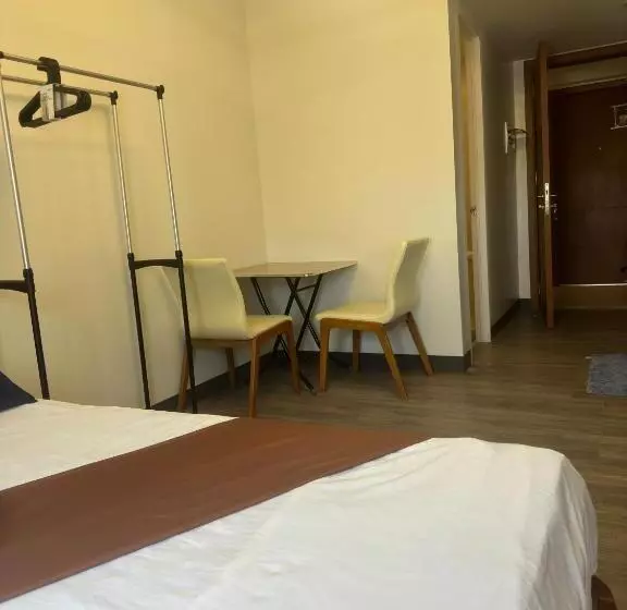 Jojies Crib Symfoni Tower 2 Bossa Guadalupe