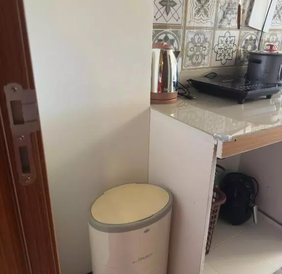 Jojies Crib Symfoni Tower 2 Bossa Guadalupe