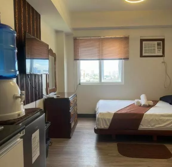 Jojies Crib Symfoni Tower 2 Bossa Guadalupe