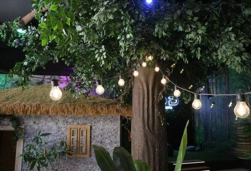 The Pod Suite Hostel Village