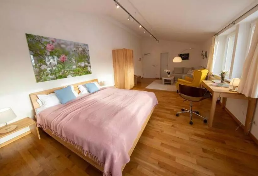 Aamiaismajoitus (B&B) Gästehaus Am Michaelshof, Im «haus Der Natur»