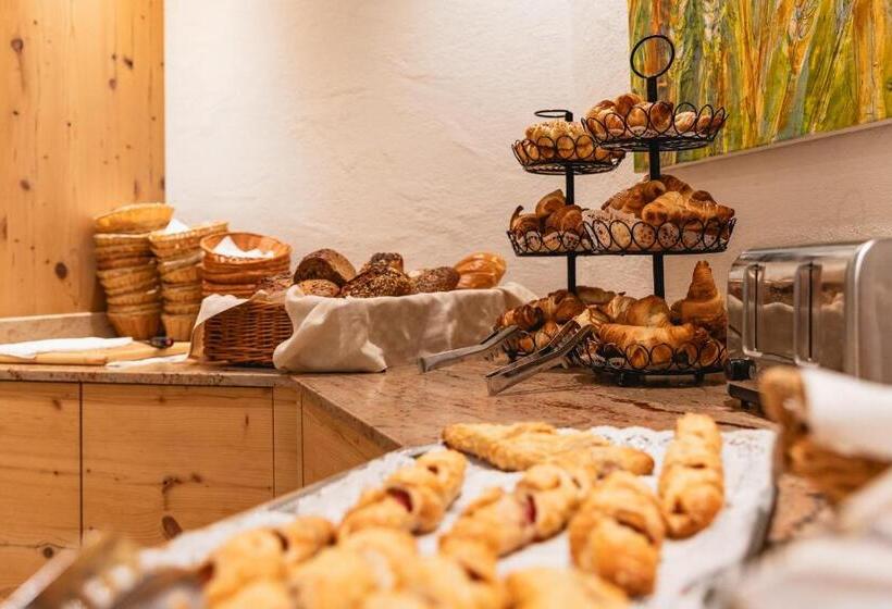 ベッドアンドブレックファースト Haus Garden