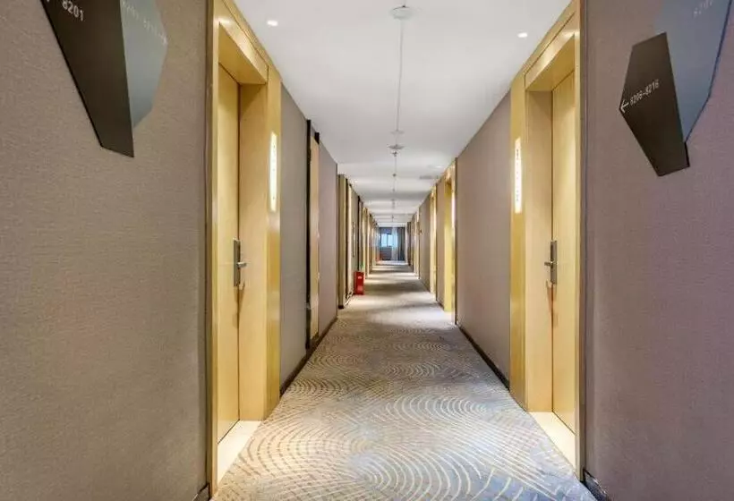 Echarm Hotel Chongqing Guanyinqiao Huangnibang Metro Station