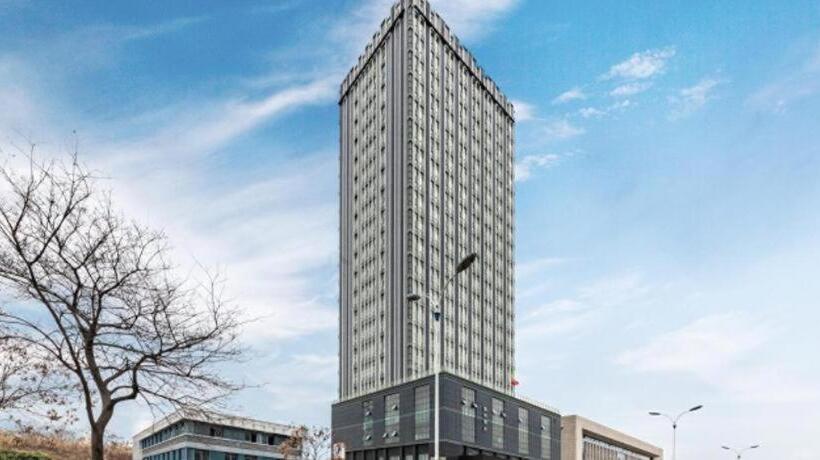 Echarm Hotel Yichang East Railway Station