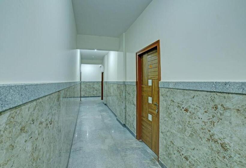 Flagship Hotel Sln Residency