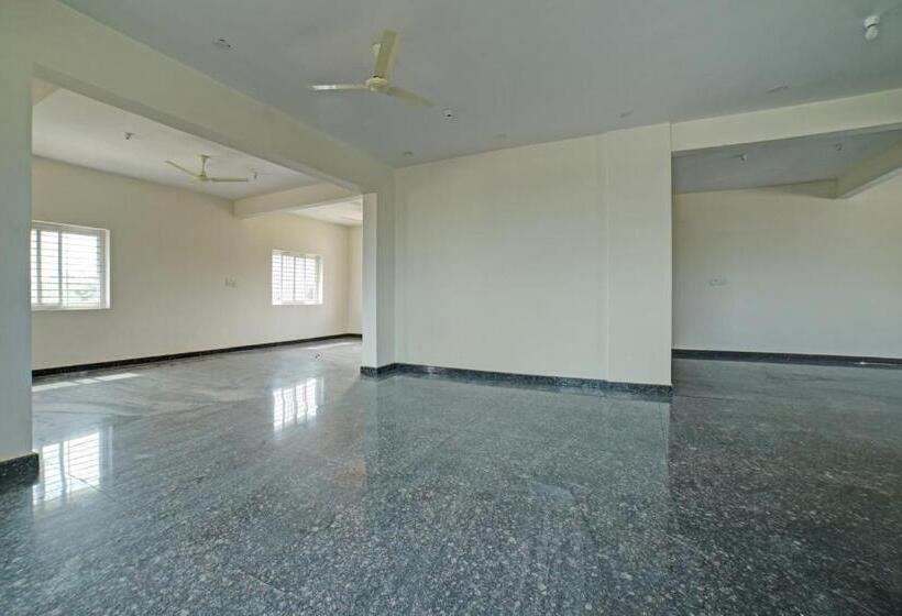 Flagship Hotel Sln Residency