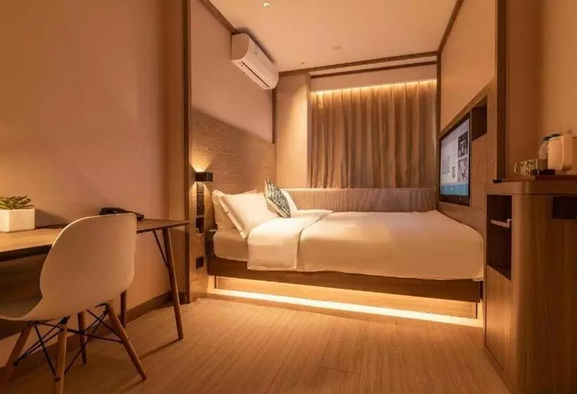 Hanting Hotel Tianjin South Station Shehuishan Square