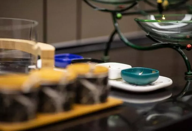 Hanting Hotel Tianjin South Station Shehuishan Square