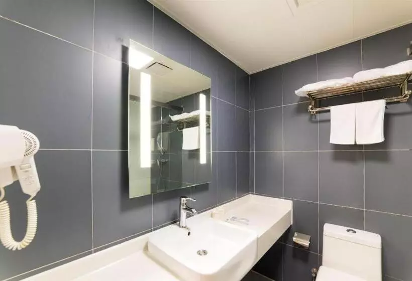 Hanting Hotel Wuhan Happy Valley