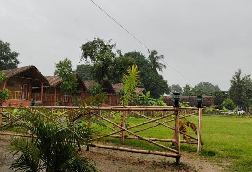 호텔 Hampi Waterfall Cottages