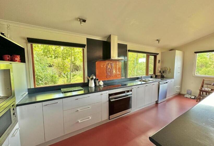 Отель Kahmahnee   Apollo Bay Dog Friendly Retreat